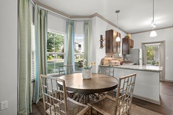 Dining room with bay windows